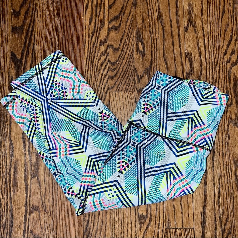 Victorias Secret Knockout High Waisted Cropped Pants Size S NWOT